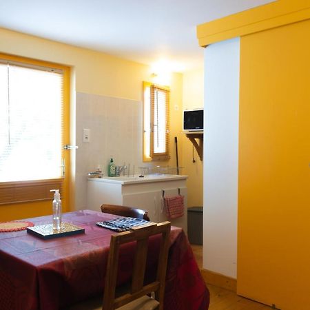 Apartamento Studio Calme Et Chaleureux Brive-la-Gaillarde Exterior foto