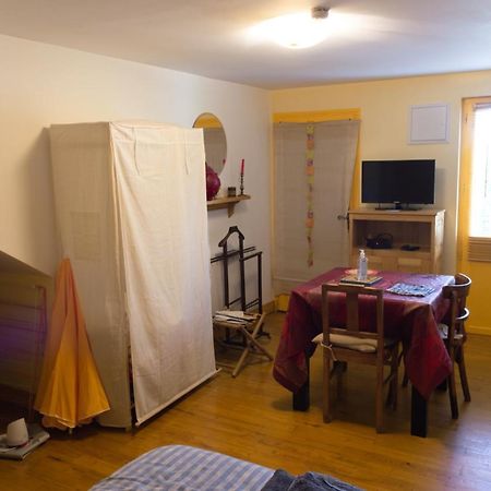 Apartamento Studio Calme Et Chaleureux Brive-la-Gaillarde Exterior foto